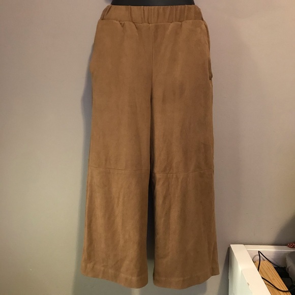 H&M Pants - H&M Brown Fleece Wide Leg Cozy Sweatpants